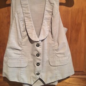 Maurice’s Vest (XL) and Matching Pants (13/14) Tan